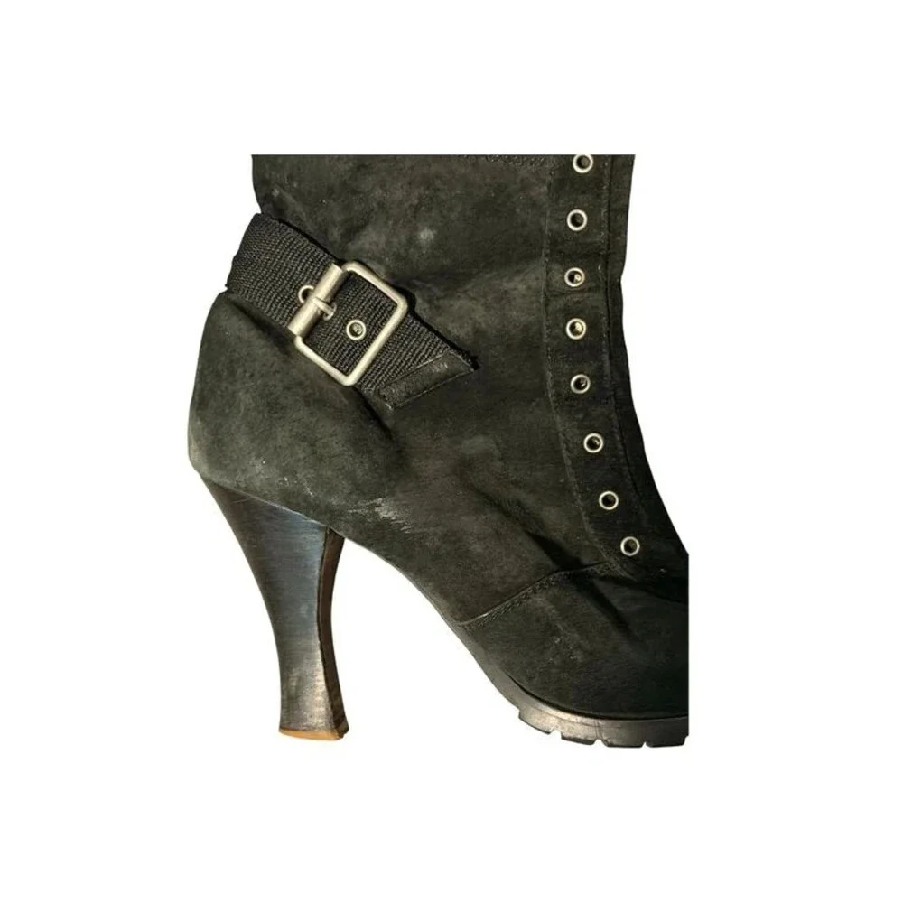 N/A black knee